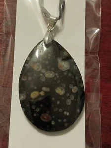 ~ Stunning Plum Blossom Jasper Pendant Healing Stone Wicca Pagan - Picture 1 of 1