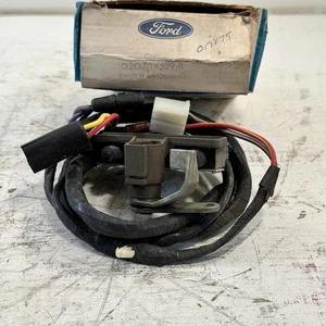 New OEM D2OZ14529B Ford 72-76 Torino LTD II Wagon Tailgate Window Switch Housing - Picture 1 of 7
