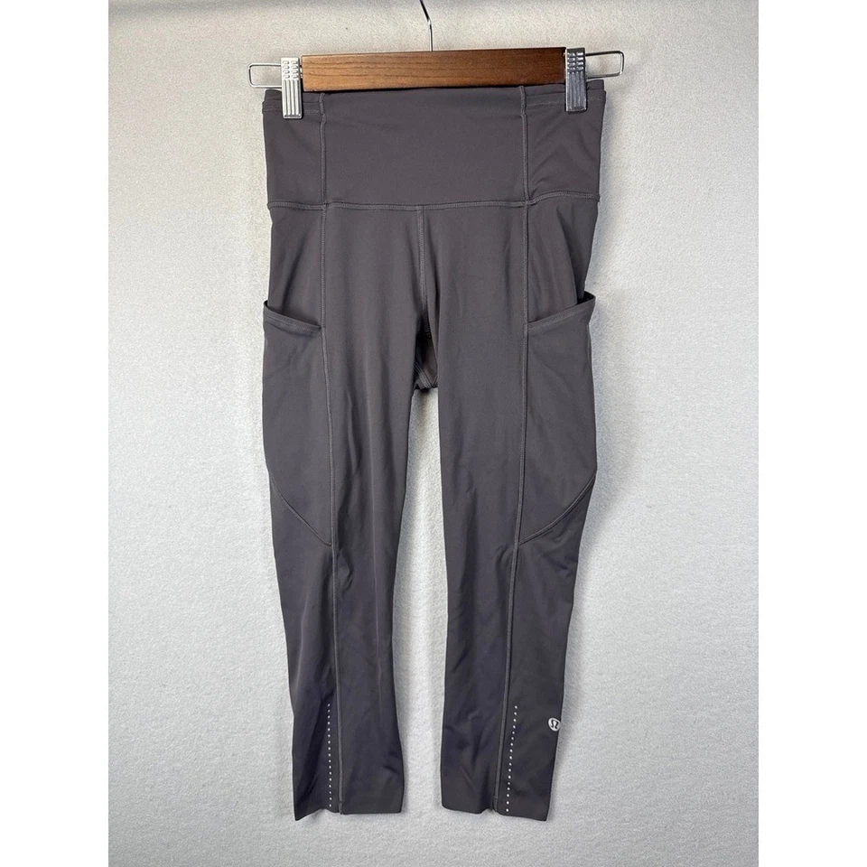 Recorte de tiro alto rápido y gratuito Lululemon 19" 5 bolsillos tamaño 4 Lw6as5s yoga gimnasio correr Foto 1 de 4