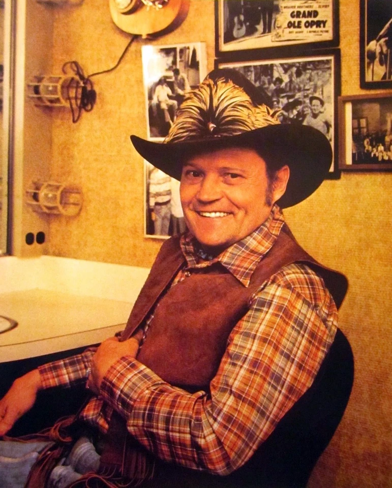 STONEWALL JACKSON country clipping '80s color photo Grand Ole Opry honky tonk - Image 1 of 1