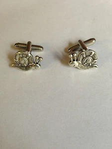 Snail Pair of Cufflinks weddings birthday occasion shirt tie slide men c48 - Picture 1 of 3