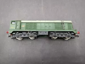 Hornby Dublo BR Green 2230 class 20 diesel loco Bo-Bo D8017 2 rail - Picture 1 of 6