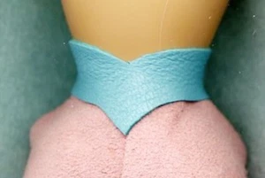 BARBIE DOLL CLOTHES - NARROW BELT - TURQUOISE SMOOTH GENUINE LEATHER PLAIN  - Picture 1 of 1