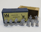 Boîte de modèles vintage Hinchliffe de 9 soldats en métal coulé 25 mm de haut non peinte