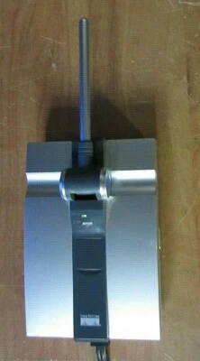 LINKSYS WRE54G WIRELESS-G RANGE EXPANDER + USER Manual  - Image 1 of 4