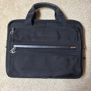 Maletín para portátil Tumi 15"" negro nailon expandible 26121D4 4B - Imagen 1 de 10