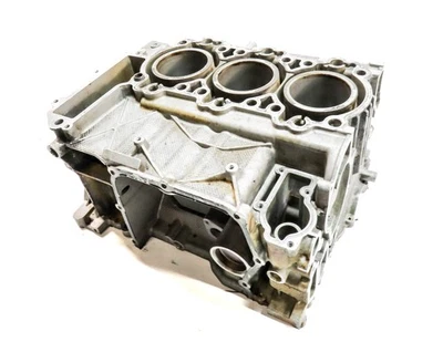 PORSCHE BOXSTER (986) 2000-2002 2,7 L M96,22 MONTAJE BLOQUE CILINDRO MOTOR DERECHO Foto 1 de 4
