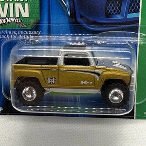 2006 Hot Wheels Super Treasure Hunt - Gold & Silver Hummer H3T Concept - Picture 1 of 8