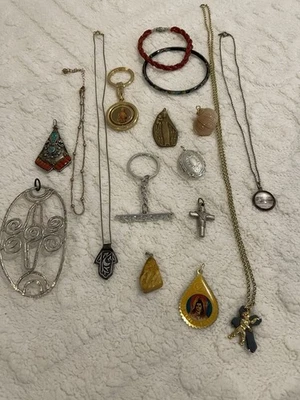 Konvolut in Silber und Gold Farbe Modeschmuck - Bild 1 von 4