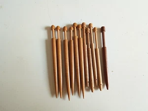 11 Holz Klöppeln Konvolut 16 - Bild 1 von 3
