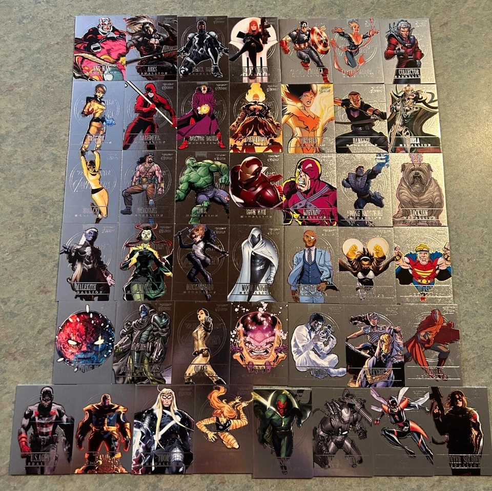 Juego parcial de 43 cartas Silver Medallion 2022 cubierta superior Marvel Fleer Ultra Avengers Foto 1 de 4