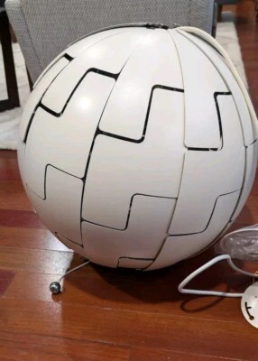 IKEA PS 2014 Lámpara colgante 14", color blanco/plateado Foto 1 de 4