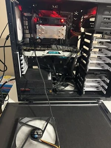 Custom Gaming Desktop - GTX 1080 TI 11 GB / i5-7600K / 32 GB RAM - Picture 1 of 8