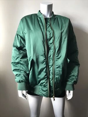 Chaqueta de bombardero H&M verde satinado acolchada de gran tamaño con espalda acanalada talla 8 36 EUR Foto 1 de 4