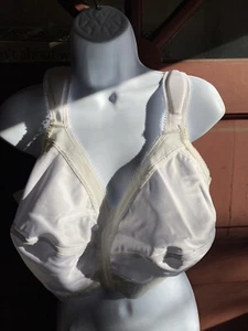 NWT Vintage Playtex 18 Hour BRA Comfort Strap 4693 Size 44DD White - Picture 1 of 5