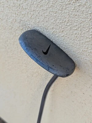 NIKE Right Handed YOUTH KIDS JUNIOR Mallet PUTTER 32.5"  - Image 1 of 4