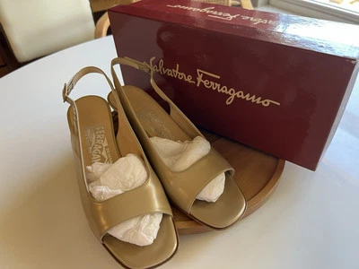 Vintage Salvatore Ferragamo Leather Gold/beige Peep Toe US 8.0  Original BOX - Image 1 of 4