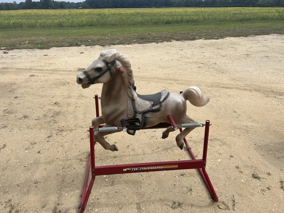 弹簧加载儿童骑马 — 第 1/4 张图片