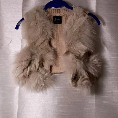 Yenissi Little girl Faux Fur Vest in Cream Size S 10-12 - Image 1 of 4