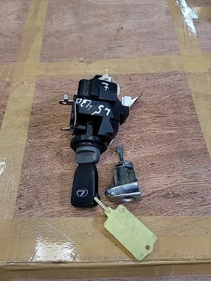 IGNITION BARREL WITH KEY DOOR LOCK FOR LEXUS LS430  89783-50082  — 第 1/4 张图片