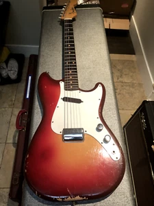1962 Fender Musicmaster - Cherry Sunburst - Picture 1 of 7