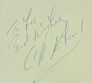 Página de libro de autógrafos firmada por Cliff Richard - Imagen 1 de 3