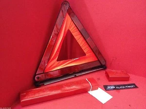 Triangolo di Avvertimento + Custodia - 8D9860251B - 2002 AUDI S3 QUATTRO 1.8T AMK 210CV - Foto 1 di 1