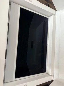 Apple iMac M1 cracked display and MDM lock for parts only ! - Afbeelding 1 van 3