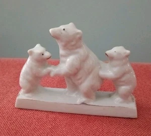 Vintage  Polar Bear Mother and Cubs Figurine Porcelain Japan - Picture 1 of 8