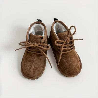 Bota de invierno Nautica para bebé niño forrada de piel sintética talla 7 Foto 1 de 4