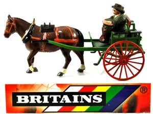 Remolque GIG CARRIAGE fundido a presión verde granja británica casi como nuevo 20F con caballo de metal - Imagen 1 de 24