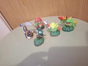 Skylanders 5 Collectable Figure Bundle - Picture 1 of 9