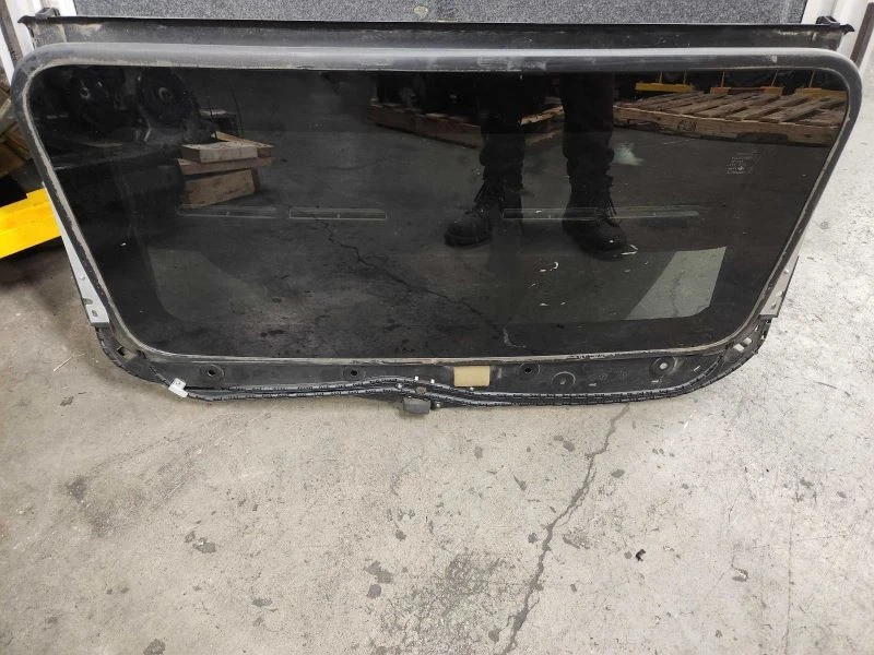 Roof Glass Only Fits 04-09 MAZDA 3 841299 - Image 1 of 1