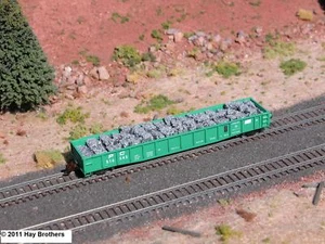 Hay Brothers BALED SCRAP ALUMINUM LOAD - Fits ATLAS & BLMA 70-Ton 52' Gondolas - Bild 1 von 5