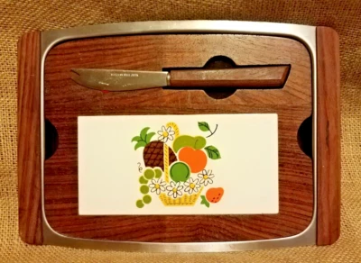 Servidor de tablero de queso MCM de colección y cuchillo azulejo de frutas hecho en Japón acero inoxidable Foto 1 de 4