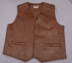 Vintage Duke Haband Herren braune Lederweste 3 Druckknöpfe Größe 48 Brustumfang 100 % Leder - Bild 1 von 8