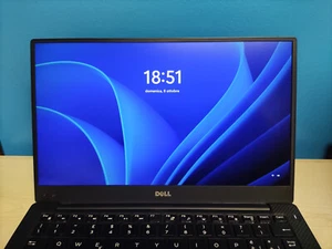 Dell XPS 13 9360 Intel Core i7-8550U, 8GB RAM, 500GB SSD - Foto 1 di 9