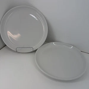 2 Crate & Barrel Culinary Arts Kaffeegeschirr weiß Porzellan Speiseteller - Bild 1 von 8