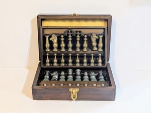 Vintage Beautiful Pewter/Metal Chess Pieces Set With Box Complete - Photo 1 sur 11