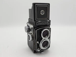 Vintage Yashica C 6x6 120 TLR Camera Copal-MX w/ Yashikor 80mm F3.5 Twin Lenses - Picture 1 of 11
