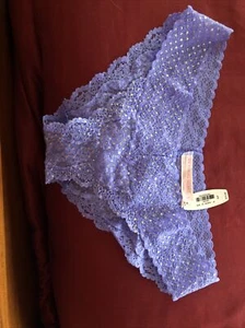 Neu mit Etikett Victoria's Secret Cheekini lila mit goldenen Punkten klein - Bild 1 von 9
