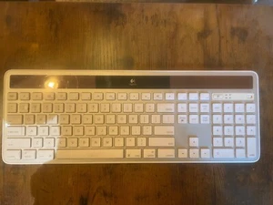 Logitech K750 (920-003472) Wireless Keyboard - Bild 1 von 1