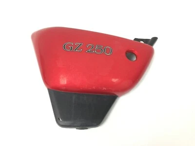 Cubierta lateral del cuadro izquierdo Suzuki 1999 2000 2002 2003 2004 2005 2006 GZ250 250 OEM Foto 1 de 4