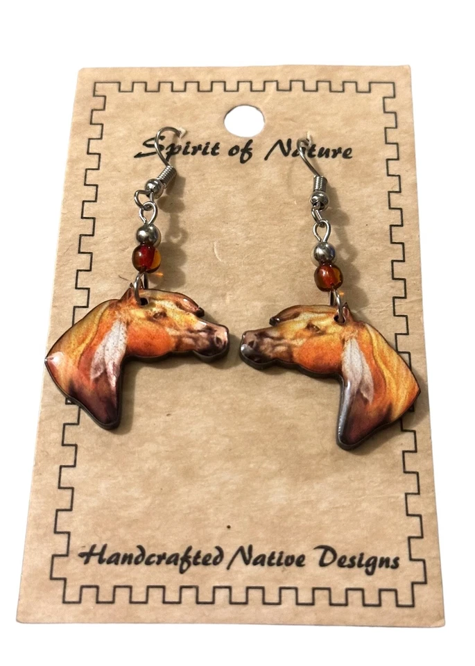 Spirit of Nature Earrings HORSE FACE  -brown -beads- French wire - Imagem 1 de 1