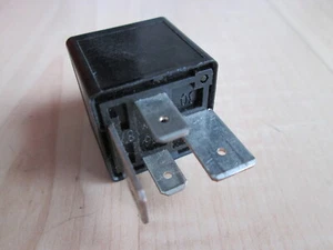 Tyco VF7-11F11-S01 VF7-11F11 Heavy Duty Relay SPST 4-prong 12V 70A #R24DA - Picture 1 of 5