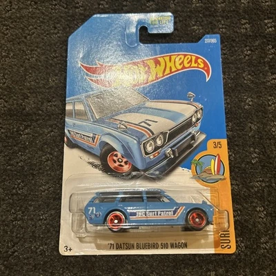HOT WHEELS ‘71 DATSUN BLUEBIRD 510 WAGON LONG CARD BLUE 2015 - Image 1 of 2