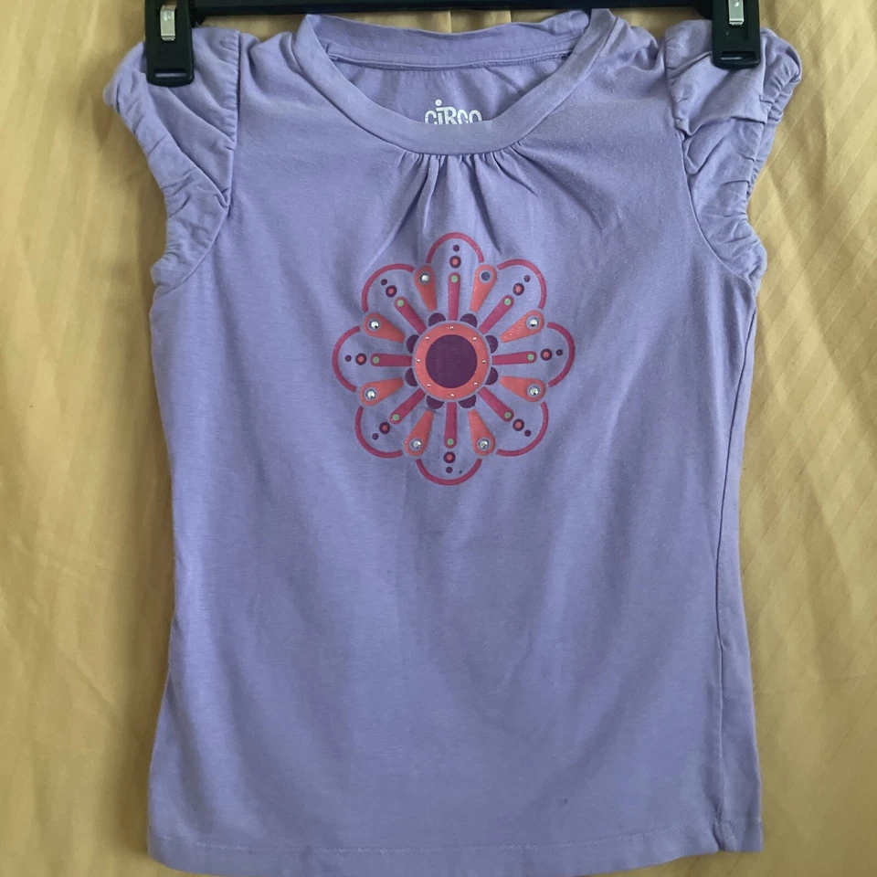 Circo Girl’s Purple Top With Sparkle Size Medium 7/8 - Image 1 of 4