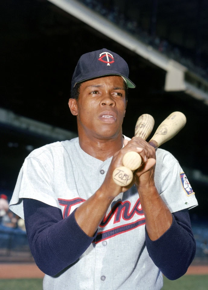 Minnesota Twins Rod Carew 8x10 Photo MLB Baseball Print #4 - Image 1 of 1