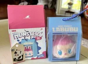 POPMART The Monsters Labubu Wacky Mart Pinch Squishy Anhänger - Milk Edition Neu in OVP - Bild 1 von 9