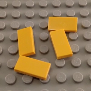 New LEGO Lot of 4 Yellow 1x2 Tile Pieces - Picture 1 of 1